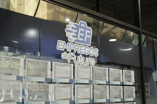 Agência de empregos dentro do ENIAC em Guarulhos